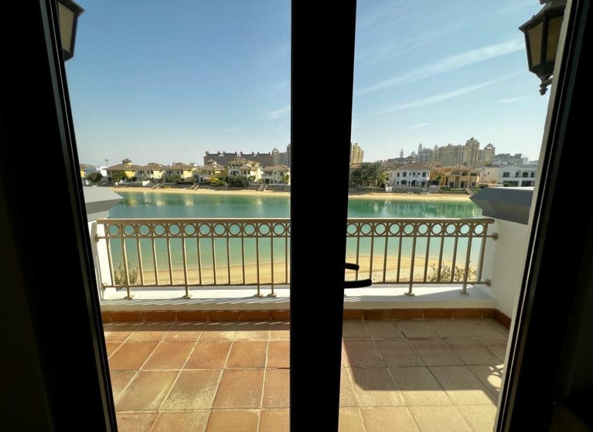 Palm Jumeirah Villa (10)
